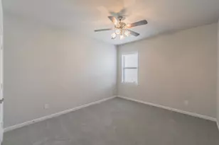 8608 Ballifeary Pl, Dallas, TX 75238 - Photo 37