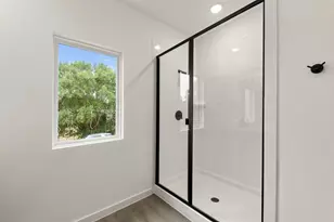 2633 Lost Maples Ln, Dallas, TX 75228 - Photo 23