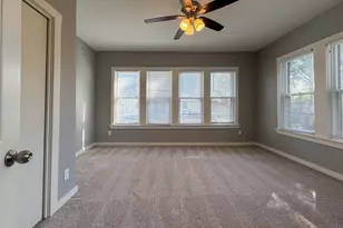 2109 N Elm St, Denton, TX 76201 - Photo 15