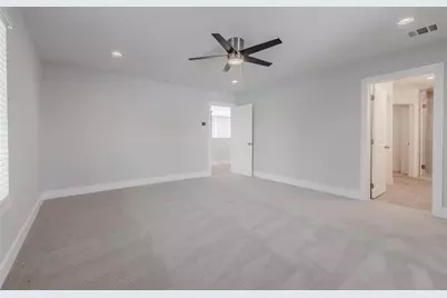 702 Graham Avenue, Dallas, TX 75223 - Photo 25