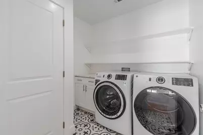 702 Graham Avenue, Dallas, TX 75223 - Photo 23