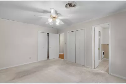 4906 Greenbriar Road, Wichita Falls, TX 76302 - Photo 19