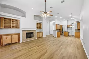 2401 Chesterwood Dr, Little Elm, TX 75068 - Photo 3