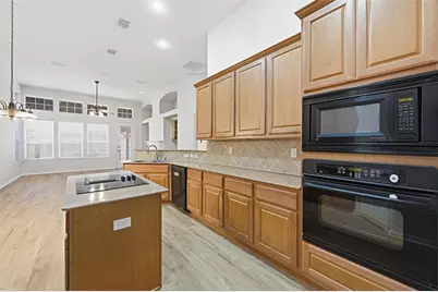 2401 Chesterwood Drive, Little Elm, TX 75068 - Photo 13