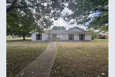 1516 E McLennan Avenue, Mart, TX 76664 - Photo 1