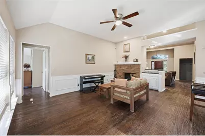 2680 Creekside Court, Highland Village, TX 75077 - Photo 19