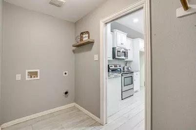 621 Daniel Drive, Burleson, TX 76028 - Photo 13