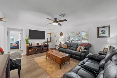 111 N Avenue R, Clifton, TX 76634 - Photo 5