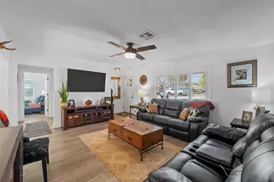 111 N Avenue R, Clifton, TX 76634 - Photo 5