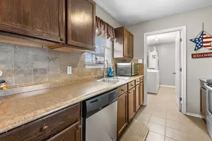 702 Aldridge St, Commerce, TX 75428 - Photo 3