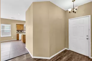 1217 Foxtail Ln, Crowley, TX 76036 - Photo 9