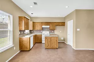 1217 Foxtail Ln, Crowley, TX 76036 - Photo 7