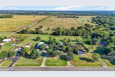 27019 State Highway 56, Whitesboro, TX 76273 - Photo 11