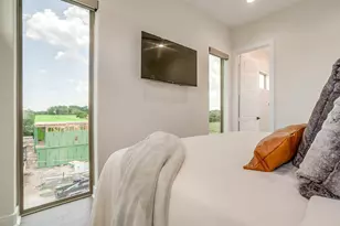 3231 Elihu St, Dallas, TX 75210 - Photo 13