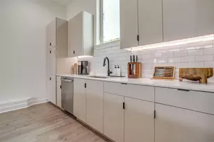 3231 Elihu St, Dallas, TX 75210 - Photo 9