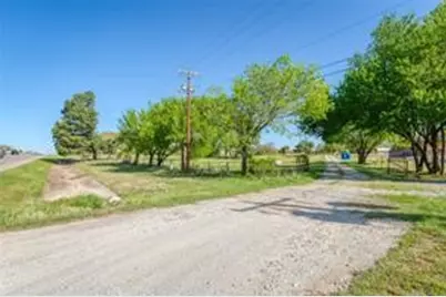 3523 E Highway 199, Springtown, TX 76082 - Photo 11