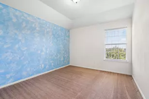 910 Waterside Dr, Euless, TX 76039 - Photo 15