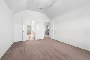 910 Waterside Dr, Euless, TX 76039 - Photo 11