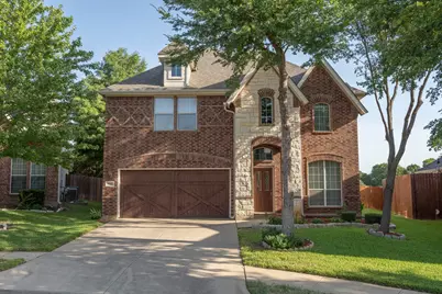 910 Waterside Drive, Euless, TX 76039 - Photo 1