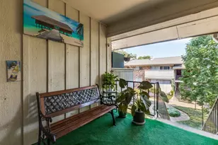 7832 Royal Ln, Dallas, TX 75230 - Photo 21