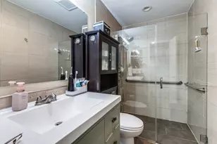 7832 Royal Ln, Dallas, TX 75230 - Photo 19