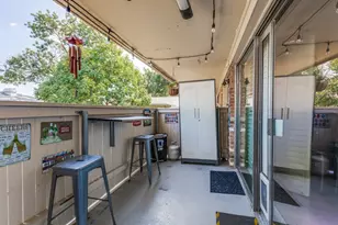 7832 Royal Ln, Dallas, TX 75230 - Photo 5