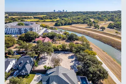 612 Athenia Drive, Fort Worth, TX 76114 - Photo 9