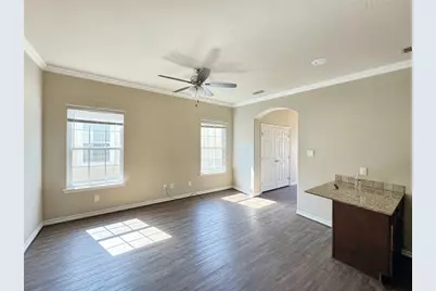 807 S Wilson Street, Kaufman, TX 75142 - Photo 5