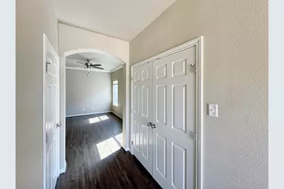 807 S Wilson Street, Kaufman, TX 75142 - Photo 3