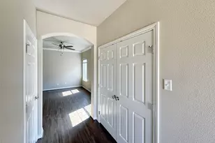 807 S Wilson St, Kaufman, TX 75142 - Photo 3