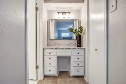 816 Glenview Drive, Irving, TX 75061 - Photo 21