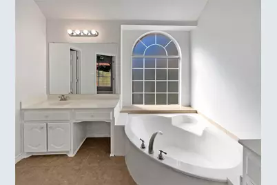 7108 Brekenridge Drive, Fort Worth, TX 76179 - Photo 7