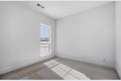 1421 Hidden Cove Drive, Lakewood Village, TX 75068 - Photo 23