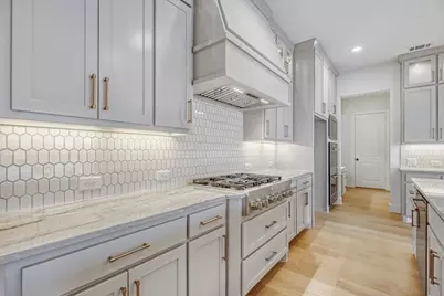 1421 Hidden Cove Drive, Lakewood Village, TX 75068 - Photo 11