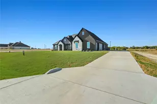 2511 Grant Michael Trl, Waxahachie, TX 75167 - Photo 3