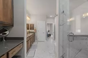 8256 Milroy Ln, Dallas, TX 75231 - Photo 29