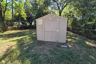 1806 Friar Tuck Dr, Arlington, TX 76013 - Photo 15