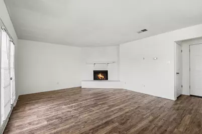 524 Cole Avenue, Saginaw, TX 76179 - Photo 5