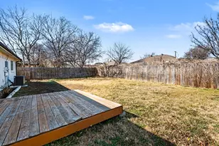 524 Cole Ave, Saginaw, TX 76179 - Photo 23