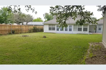 758 Briarwood Lane, Hurst, TX 76053 - Photo 5