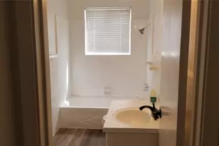 758 Briarwood Ln, Hurst, TX 76053 - Photo 25
