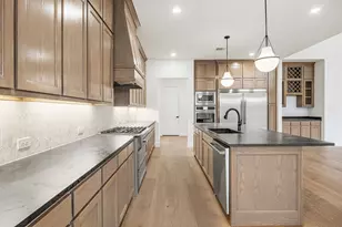 1201 Arbor Crk Dr, Lakewood Village, TX 75068 - Photo 9