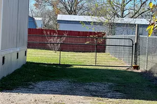 103 Division St, Lone Oak, TX 75453 - Photo 31