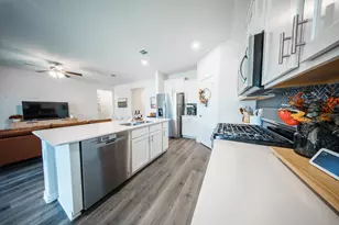 9913 Autumn Leaves Ln, Aubrey, TX 76227 - Photo 19