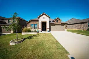 9913 Autumn Leaves Ln, Aubrey, TX 76227 - Photo 13