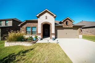 9913 Autumn Leaves Ln, Aubrey, TX 76227 - Photo 9