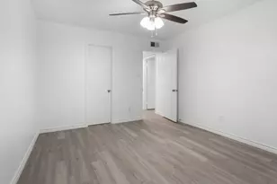 404 Dollins St, Cedar Hill, TX 75104 - Photo 17