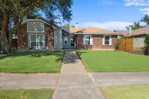 404 Dollins St, Cedar Hill, TX 75104 - Photo 1