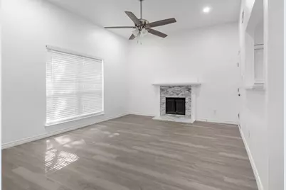 404 Dollins Street, Cedar Hill, TX 75104 - Photo 3