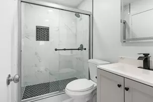 404 Dollins St, Cedar Hill, TX 75104 - Photo 15